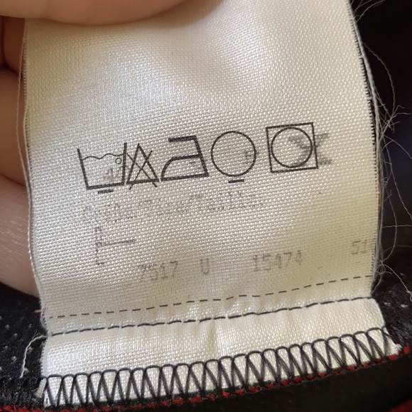 Red Vintage Fleece Schōffel Vest - Picture 5 of 5